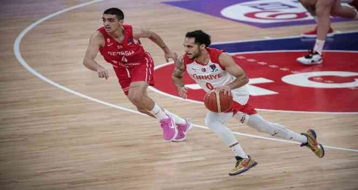 A Milli Erkek Basketbol Takımı, iki uzatmaya giden maçta Gürcistan'a yenildi