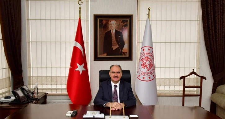 Konya Valisi Özkan'dan İstiklal Marşı'nın Kabulü ve Mehmet Akif Ersoy'u Anma Günü mesajı