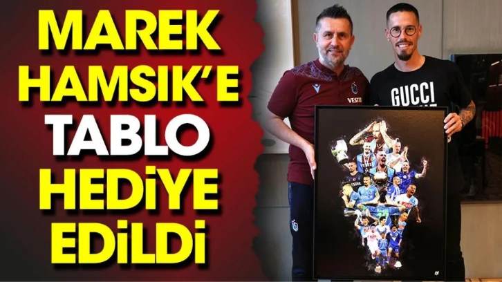 Marek Hamsik'e tablosunu hediye ettiler