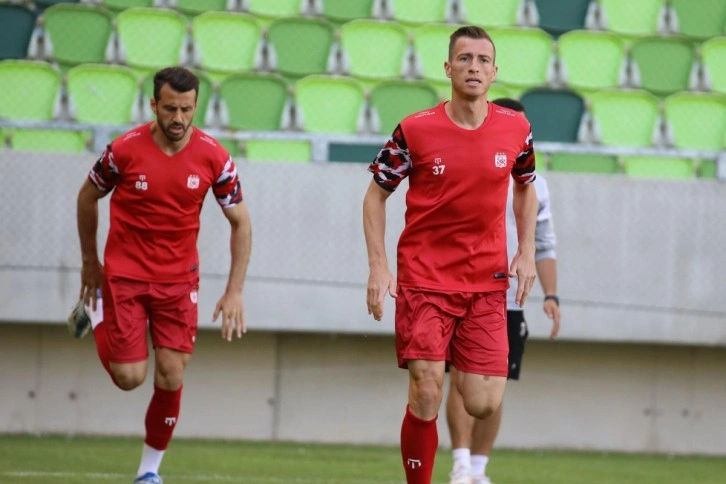 Sivasspor’a yeni sezon öncesi kötü haber!