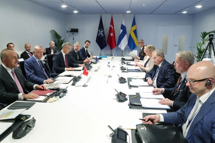 Türkiye-İsveç-Finlandiya-NATO görüşmesi Madrid’de başladı