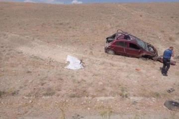 Ağrı'da otomobil takla attı: 1 ölü