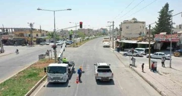 Akçakale ve Harran’da trafik lambaları yenilendi