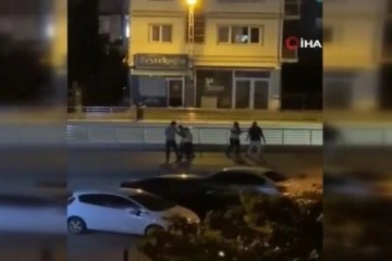 Ankara’da 2 grup arasındaki kavga kameralara yansıdı