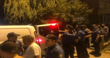 Ankara’da komşularına şiddet uyguladığı iddia edilen kadın mahalleden güçlükle çıkarıldı
