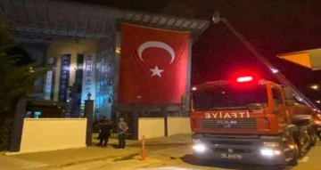 Ankara’da okul dış mantolamasında yangın