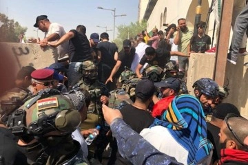 Bağdat’ta Sadr destekçileri yine Yeşil Bölge’yi bastı