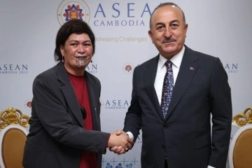 Bakan Çavuşoğlu, Yeni Zelanda Dışişleri Bakanı Mahuta ile görüştü