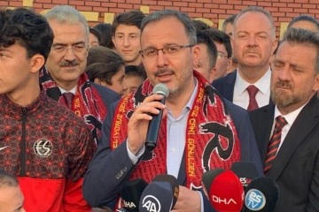 Bakan Kasapoğlu’ndan Eskişehirspor için ‘Modernize edilmiş tesis’ müjdesi