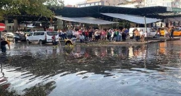 Başkent’te sağanak cadde ve sokakları göle çevirdi