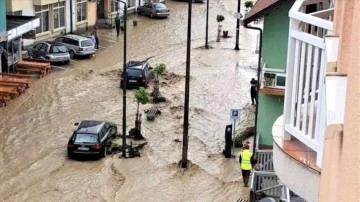 Bosna Hersek'te şiddetli yağış sele neden oldu