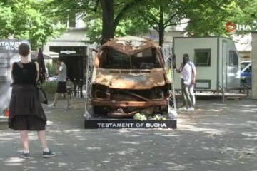 Bucha'da vurulan araç Berlin'de sergileniyor