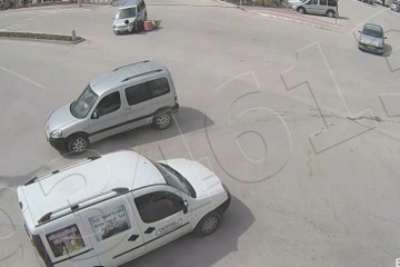 Burdur’da kavşak üzerindeki kazalar kamerada
