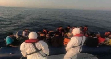 Çanakkale açıklarında 53 düzensiz göçmen yakalandı