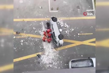 Çin'de elektrikli otomobil 3. kattan düştü: 2 ölü