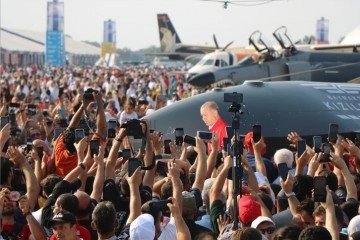 Cumhurbaşkanı Erdoğan, 2023 yılında havada olması planlanan KIZILELMA ve HÜRJET’i imzaladı
