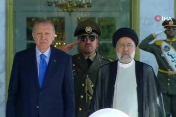 Cumhurbaşkanı Erdoğan Tahran'da