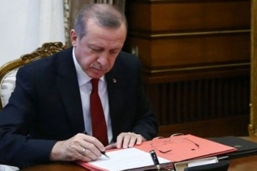 Cumhurbaşkanı Erdoğan’dan kurucu üyelere ve partililere mektup