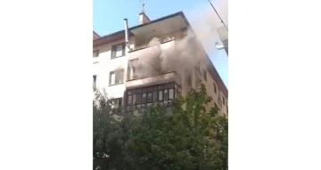 Diyarbakır’da bir apartmanın 3’üncü katında yangın