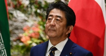 Eski Japonya Başbakanı Abe’nin resmi cenaze töreni krize neden oldu
