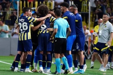 Fenerbahçe turu Kadıköy'de garantiledi