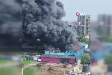 Hindistan'da film setinde yangın