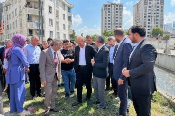 İçişleri Bakanı Süleyman Soylu Esenyurt’ta sel bölgesini ziyaret etti