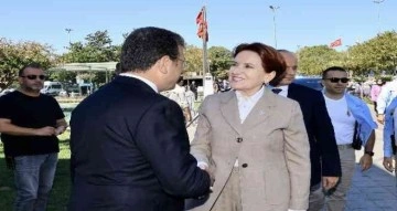 İYİ Parti Genel Başkanı Meral Akşener, İBB Başkanı Ekrem İmamoğlu’nu makamında ziyaret etti
