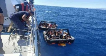 İzmir açıklarında 66 düzensiz göçmen kurtarıldı, 35'i yakalandı