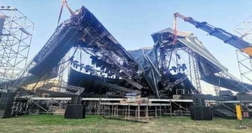 İzmir’de Tarkan konseri öncesi çöken platformda incelemeler gerçekleştirildi