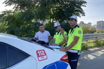Kadıköy’de usulsüz çakar ve siren kullanımına denetim: Sürücülere ceza yağdı