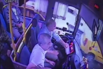 Kahraman otobüs şoförü hayat kurtardı