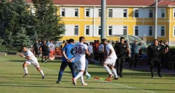 Kayserispor hazırlık maçında Yeni Malatyaspor’u 3-2 yendi