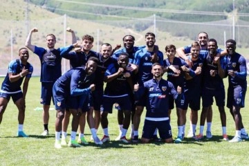 Kayserispor kaptanı İlhan Parlak: 'Kulübü sıkıntıya itecek transfer yapılmasına karşıyım'