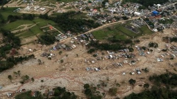 Kolombiya'da şiddetli yağışlarda 80 kişi hayatını kaybetti