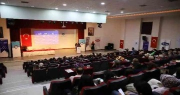 Konya’da Üstün Yeteneklilerin Eğitimi ve Çocuk Araştırmaları kongreleri başladı