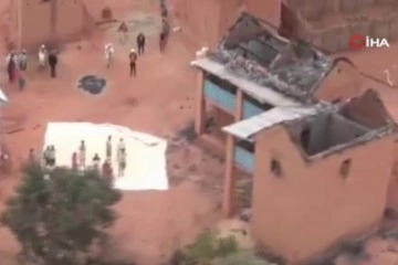 Madagaskar'da haydutlar evleri ateşe verdi: 32 ölü