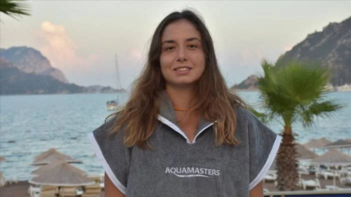 Manş Denizi'ni yüzerek en hızlı geçen Türk kadını 7 Okyanus hedefine yaklaşıyor