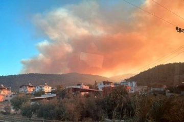 Mersin'de orman yangını: Havadan ve karadan müdahale için ekipler harekete geçti