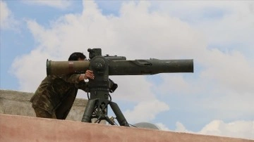 Münbiç'te YPG/PKK’lıların elindeki ABD inşası TOW tanksavarlar, objektiflere yansıdı