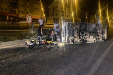 Nevşehir’de alkollü ve ehliyetsiz sürücünün kullandığı araç takla attı: 2 yaralı