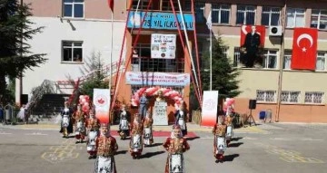 Nevşehir’de protokol üyeleri ‘İlköğretim Haftası’ kutlama programına katıldı