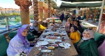 Pursaklar Belediyesinden kursiyerlere tanışma ve kaynaşma yemeği