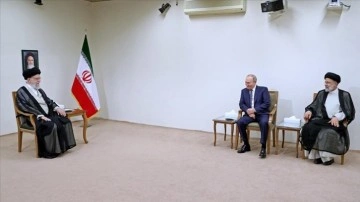 Rusya Devlet Başkanı Putin, İran lideri Hamaney ile görüştü