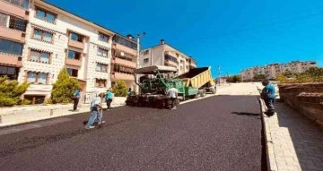 Safranbolu’da asfaltlama çalışmaları sürüyor