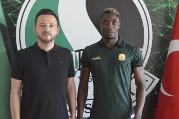 Sakaryaspor, Patrick Banza ile sözleşme imzaladı
