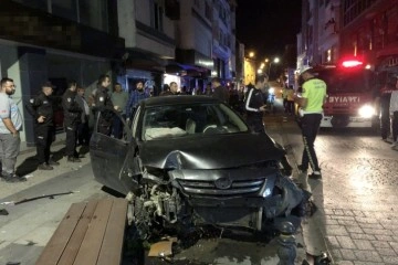 Sinop’ta trafik kazasında cadde savaş alanına döndü: 2 yaralı