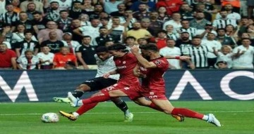 Spor Toto Süper Lig: Beşiktaş: 3 - Sivasspor: 0 (İlk yarı)