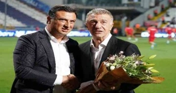 Spor Toto Süper Lig: Ümraniyespor: 0 - Trabzonspor: 0 (İlk yarı)