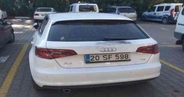 Turgutlu’da otomobil hırsızı polisten kaçamadı